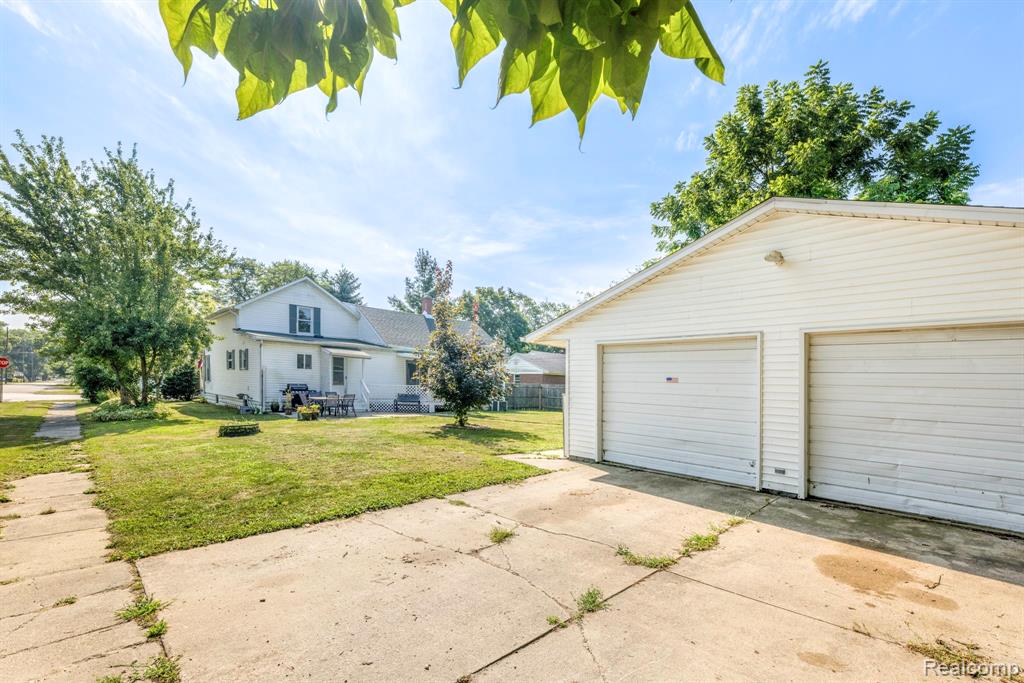 203 S Main Street, Capac, MI 48014 — Photo 12