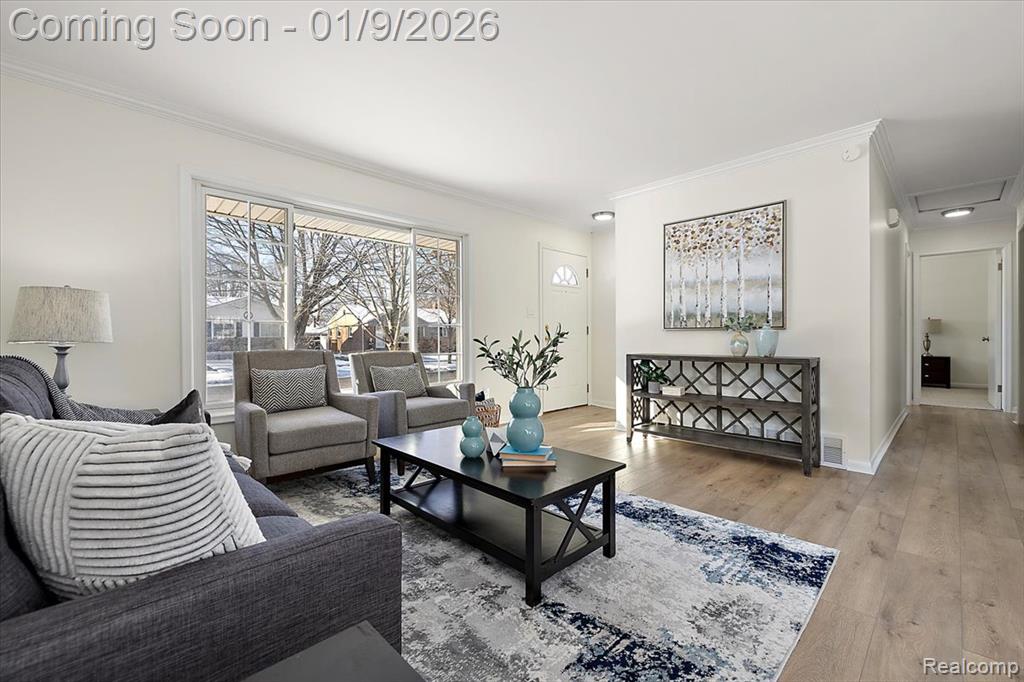 9848 Milburn Street, Livonia, MI 48150 — Photo 5