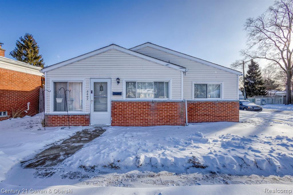 8402 Robindale Avenue, Dearborn Heights, MI 48127 — front exterior