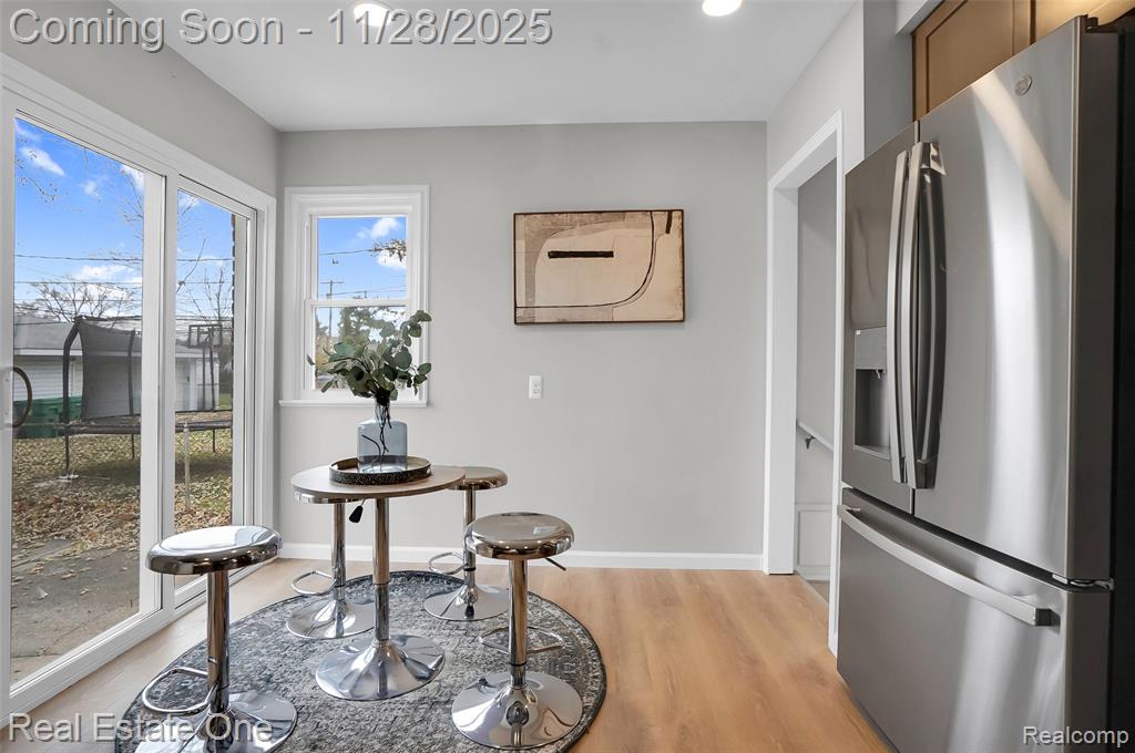 556 Harrison Street, Garden City, MI — Photo 11