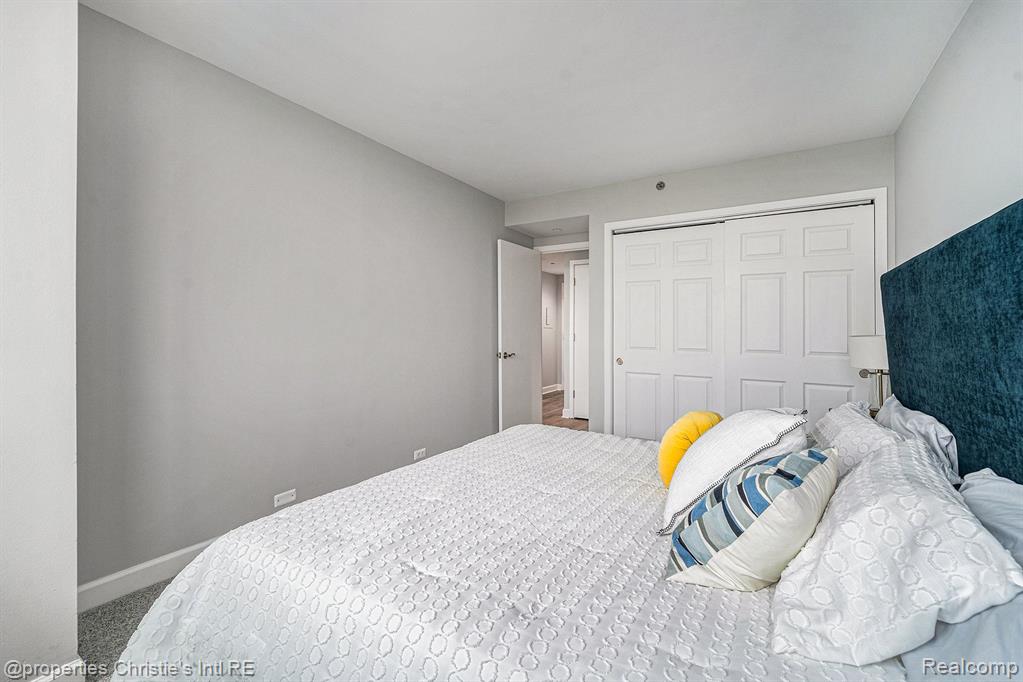 3320 Spinnaker Lane, 13B, Detroit, MI 48207 — Photo 12