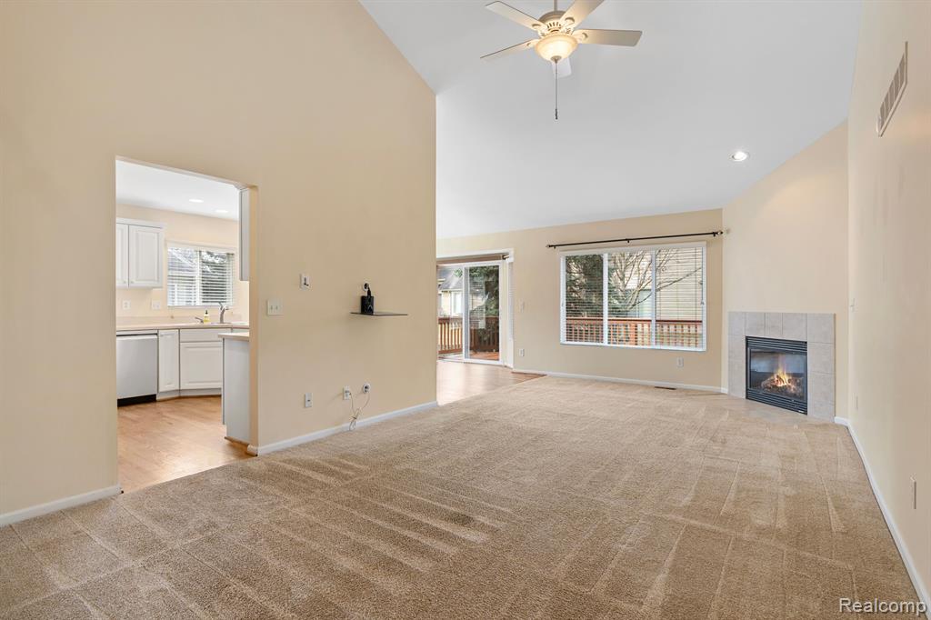 52497 WESTFIELD Drive, Macomb, MI 48042 — Photo 10
