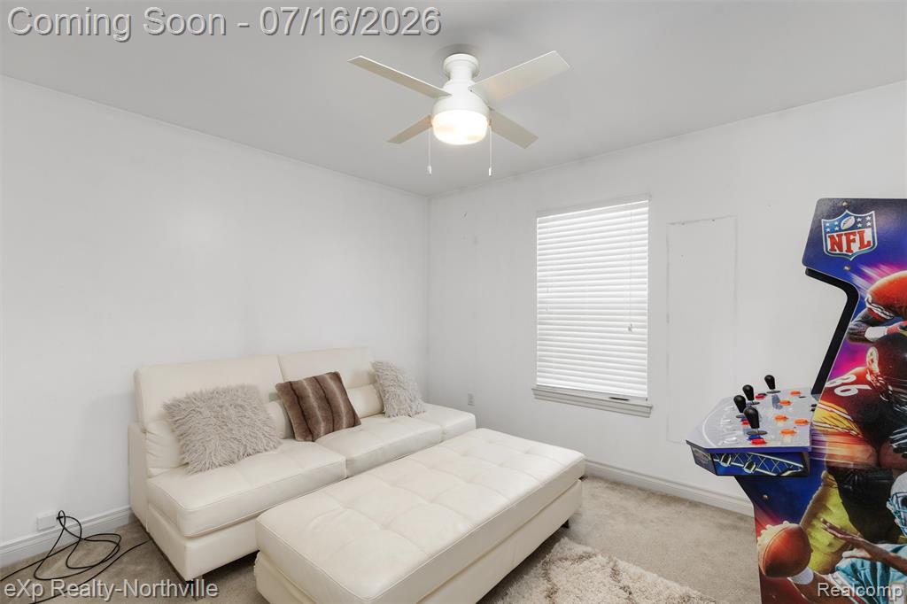 7225 Castell Boulevard, Belleville, MI 48111 — Photo 18