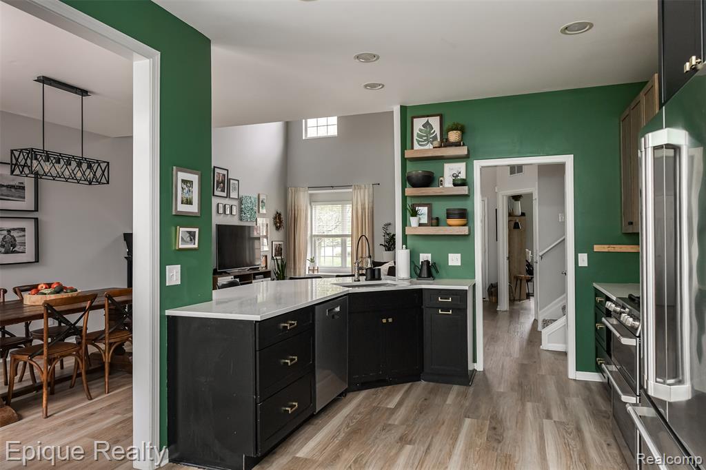 49635 Courtyard Lane, Canton, MI 48188 — Photo 4