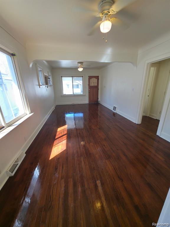 843 Ossington Avenue, Flint, MI 48507 — Photo 2