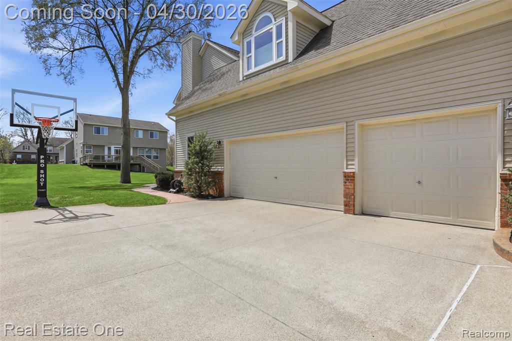 143 Blackberry Drive, White Lake, MI — Photo 44