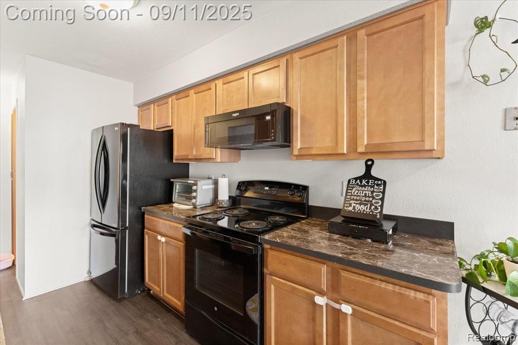 24851 Auburn Lane, Southfield, MI 48033 — Photo 15
