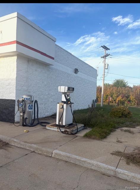 3010 N Clare Avenue - Photo 3