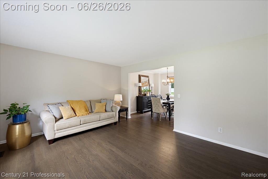 4683 Fox Chase Drive, White Lake, MI 48383 — Photo 12
