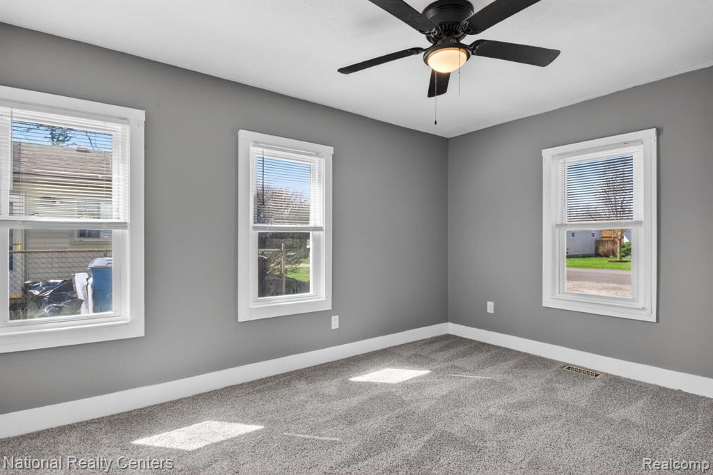5864 N Harvey Street, Westland, MI — Photo 17
