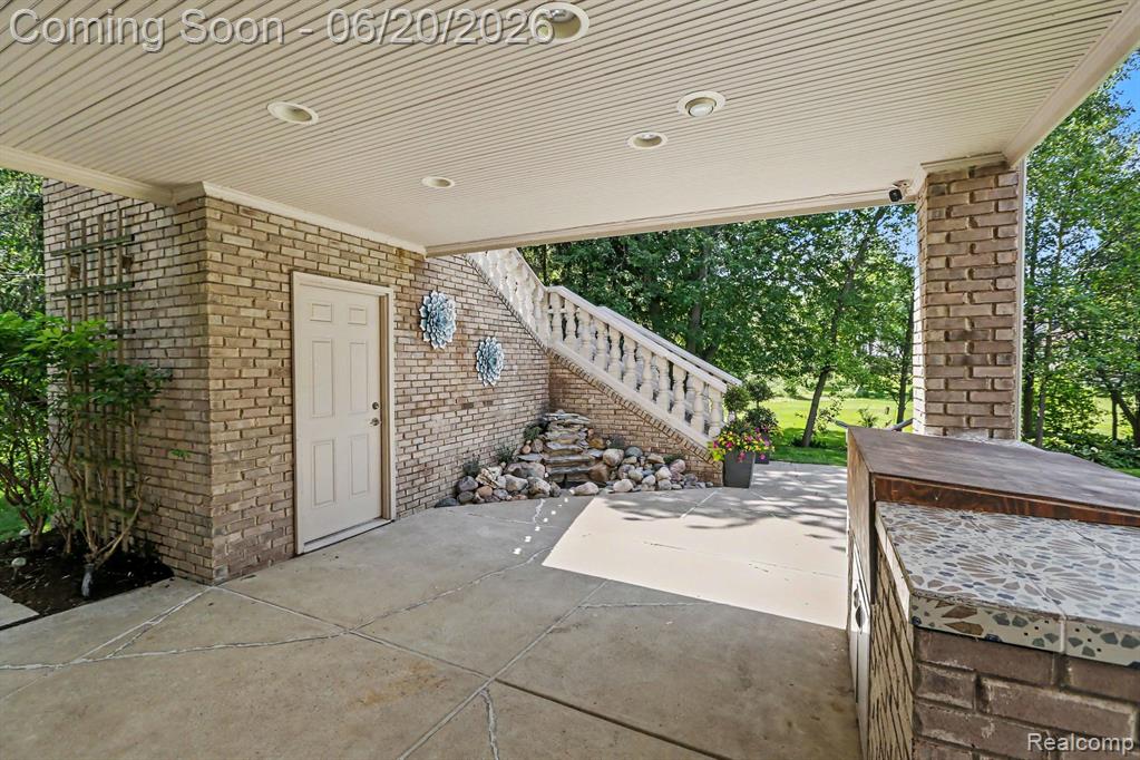 836 Townsend Drive, South Lyon, MI 48178 — Photo 49