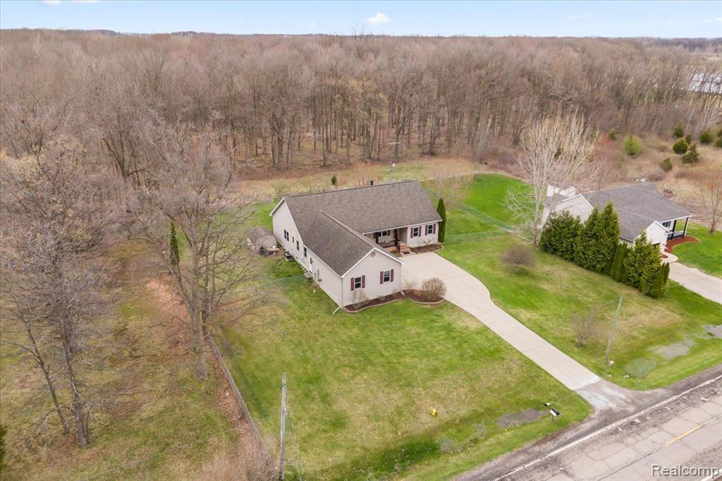 6318 MAPLE Avenue, Swartz Creek, MI 48473 — Photo 46