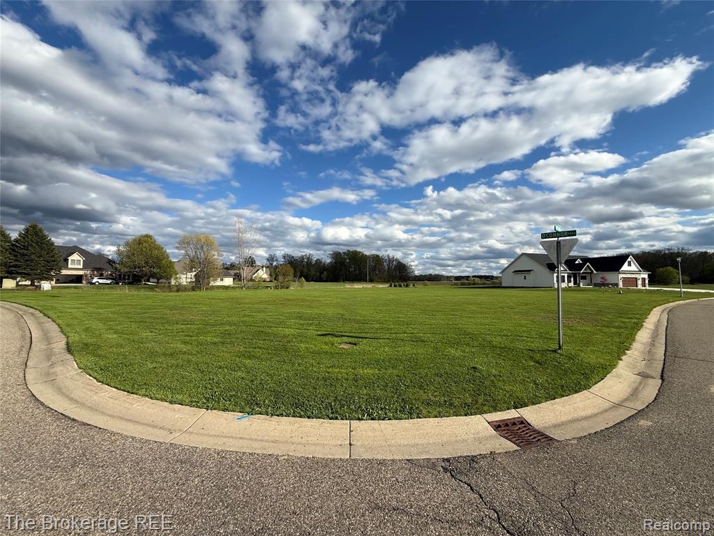 6318 Victoria Lane, Swartz Creek, MI 48473 — Photo 11
