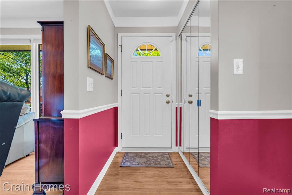 846 Moulin Avenue, Madison Heights, MI 48071 — Photo 5