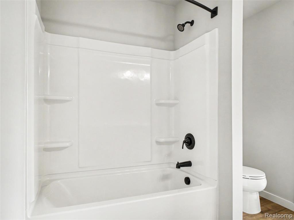 3166 Quail Ridge Court, Clio, MI 48420 — Photo 10