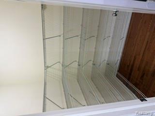 4853 Vinewood Drive, Sterling Heights, MI 48314 — Photo 14