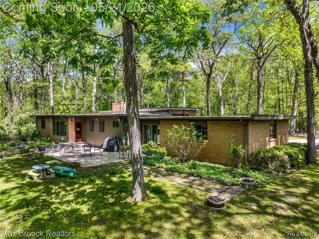 255 N Berkshire Road, Bloomfield Hills, MI 48302 — Photo 34