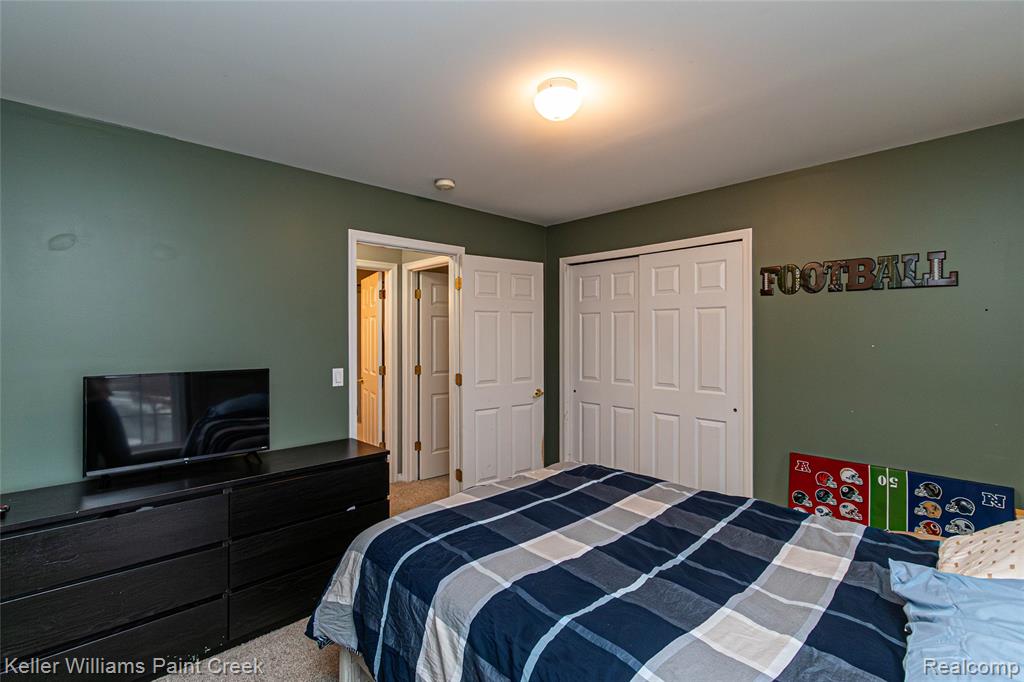 877 Wynstone Circle N, Oakland, MI — Photo 53