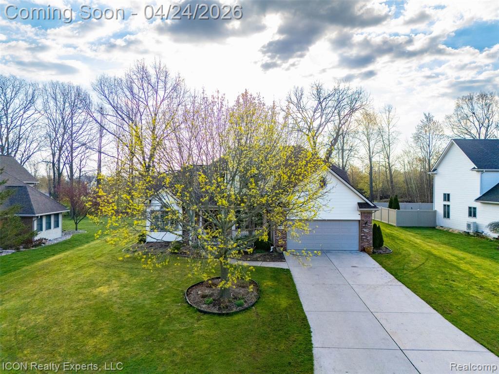 9211 Meadow Ridge Lane, Grand Blanc, MI 48439 — Photo 35