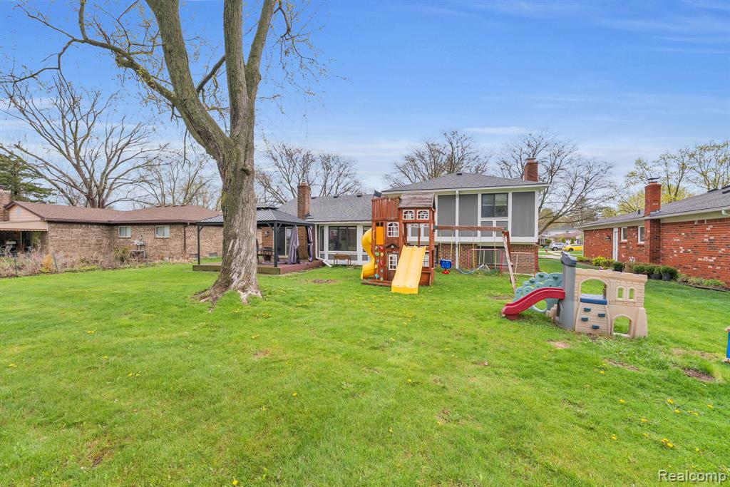 7323 Burgundy Street, Canton, MI 48187 — Photo 9