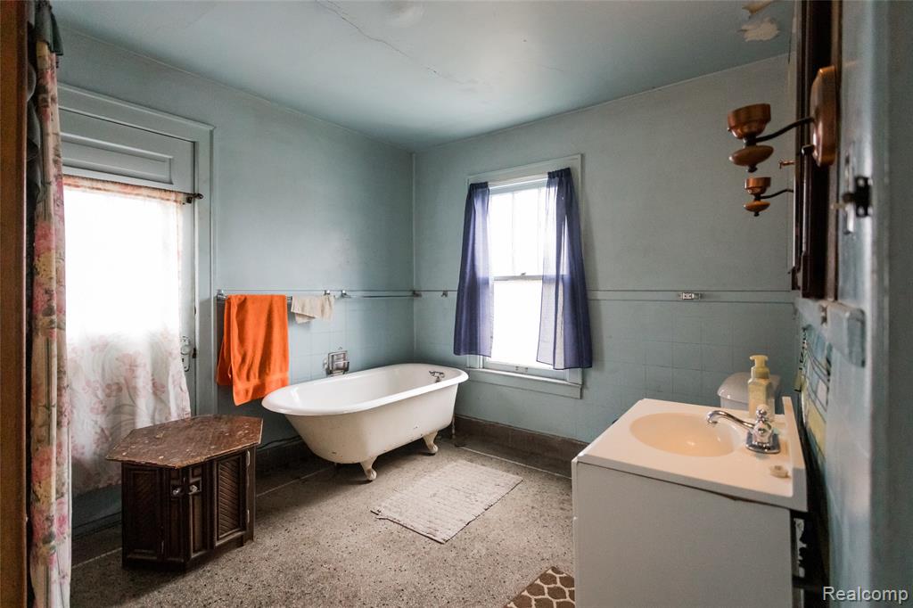 12096 Meyers Road, Detroit, MI 48227 — Photo 12