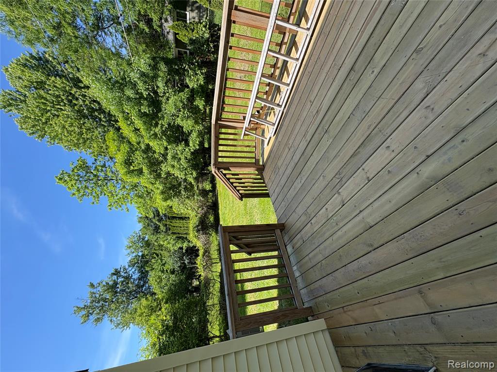 456 Morningside Drive, Waterford, MI 48327 — Photo 16