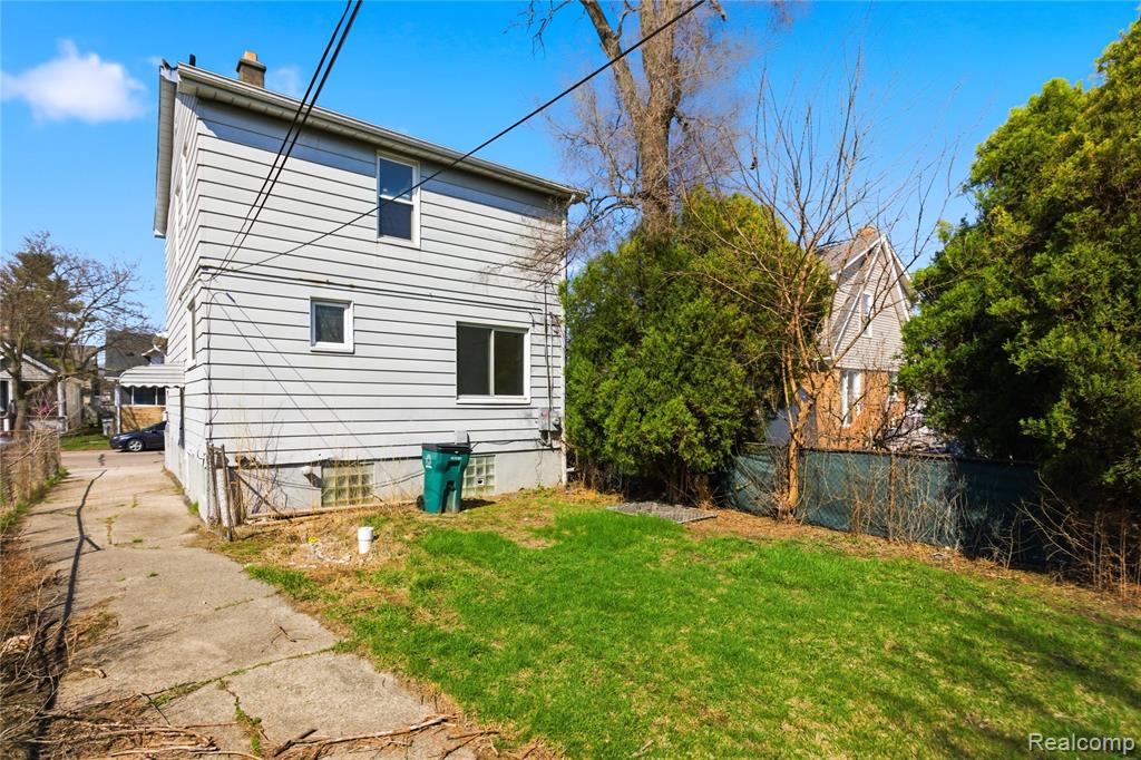 41 W George Avenue, Hazel Park, MI 48030 — Photo 40