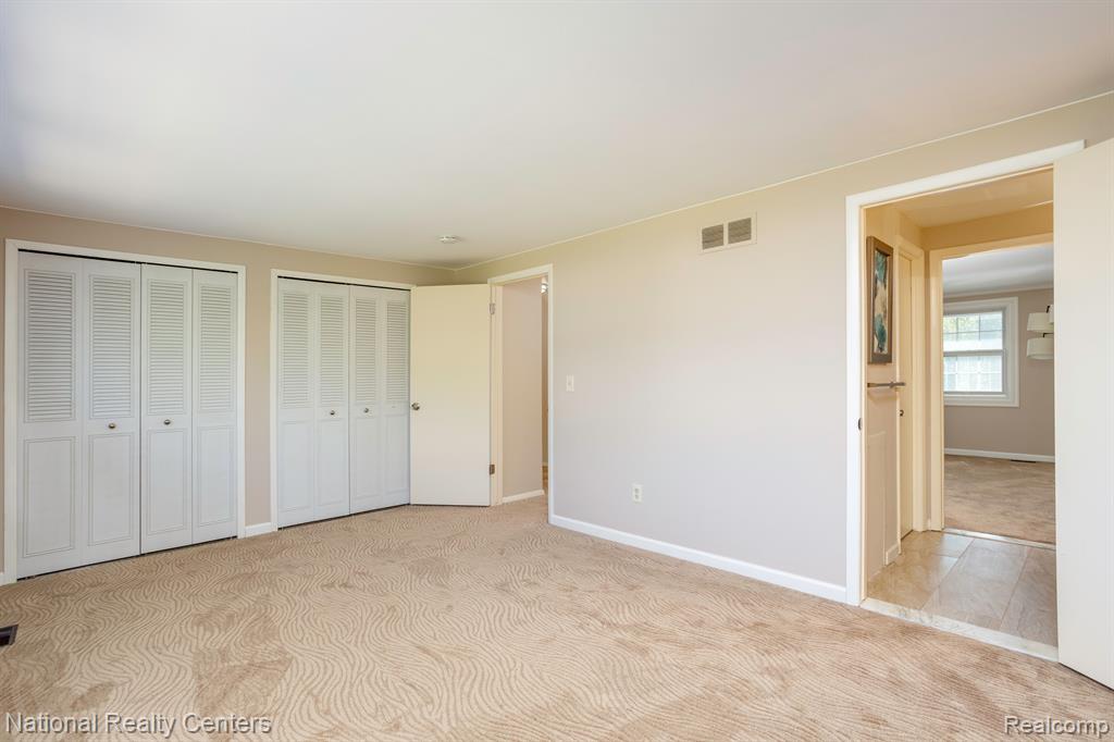 19487 EDDINGTON Pl, Northville, MI 48167 — Photo 15