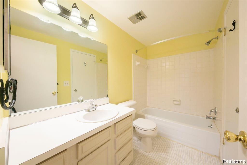 42140 PELLSTON Drive, Northville, MI 48167 — Photo 18