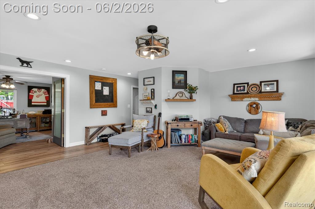 3860 E Commerce Road, Commerce Twp, MI 48382 — Photo 9