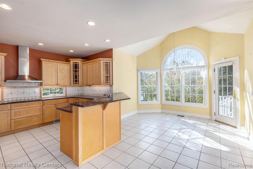 6370 ORION Road, Rochester Hills, MI 48306 — Photo 12