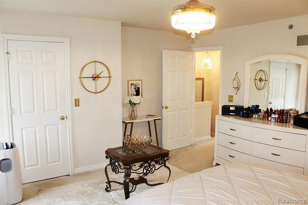 45411 N Stonewood Road, Canton, MI 48187 — Photo 32
