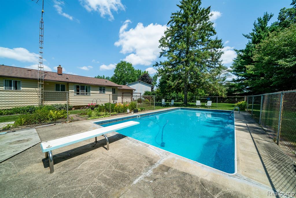 6157 Coventry Drive, Swartz Creek, MI 48473 — Photo 36