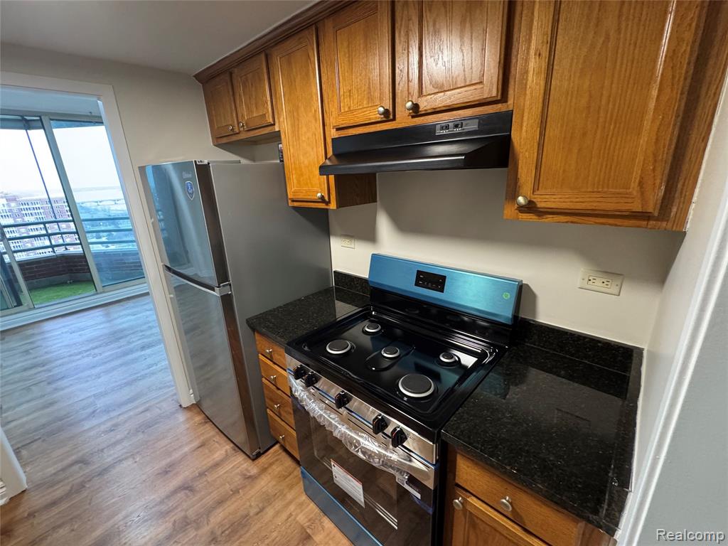 3320 Spinnaker Lane, 18C, Detroit, MI 48207 — Photo 16