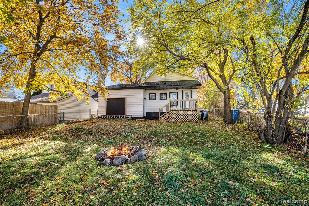 407 E Elizabeth Street, Fenton, MI 48430 — Photo 30