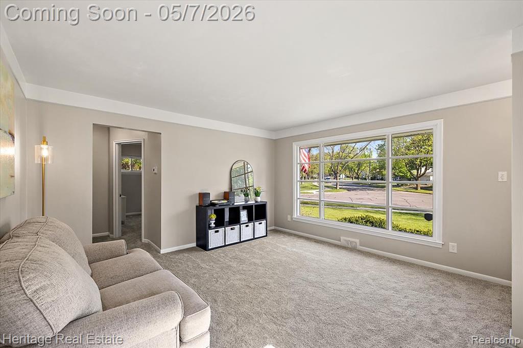 31881 Lamar Drive, Farmington, MI 48336 — Photo 9