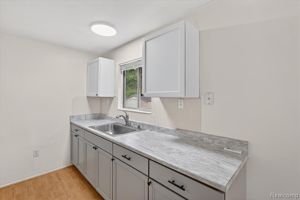 4739 Joan Lane, Pinckney, MI 48169 — Photo 13