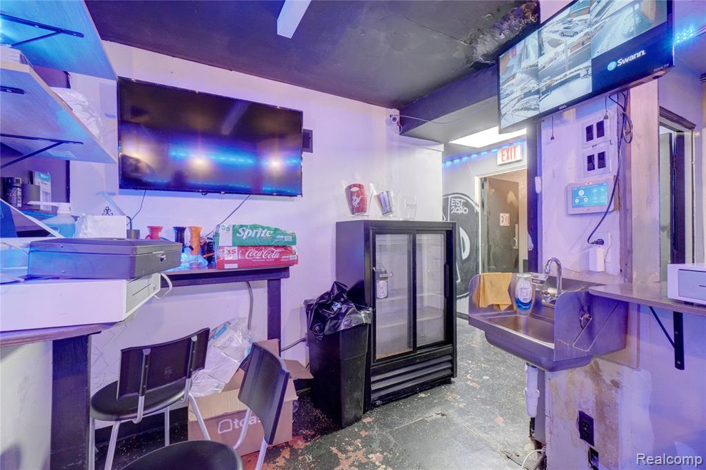 14755 fenkell Street, Detroit, MI 48227 — Photo 13