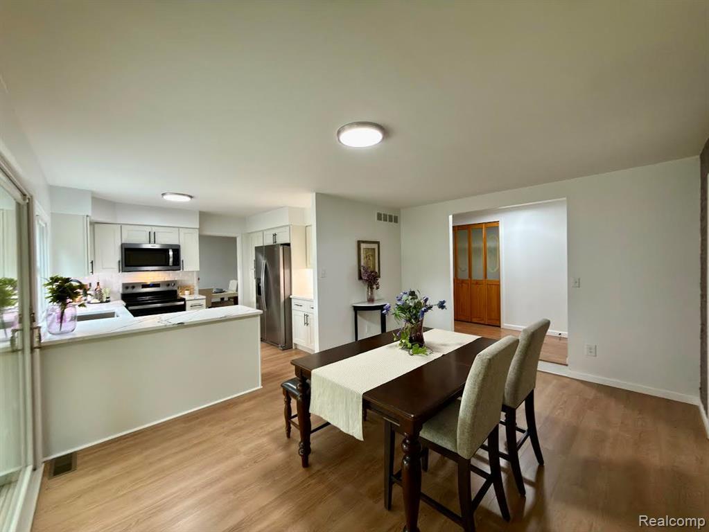 4973 Danbury Drive, Troy, MI 48085 — Photo 16