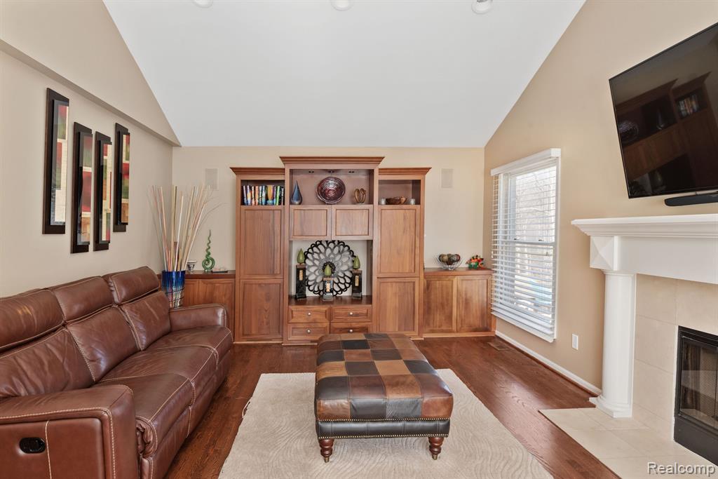4764 WOODBINE Circle, West Bloomfield, MI 48323 — Photo 7