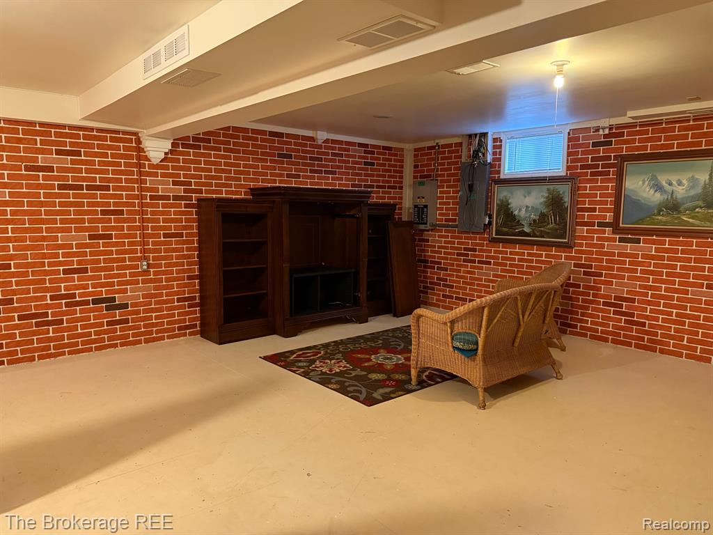 9133 PEMBROOK Drive, Davison, MI 48423 — Photo 20