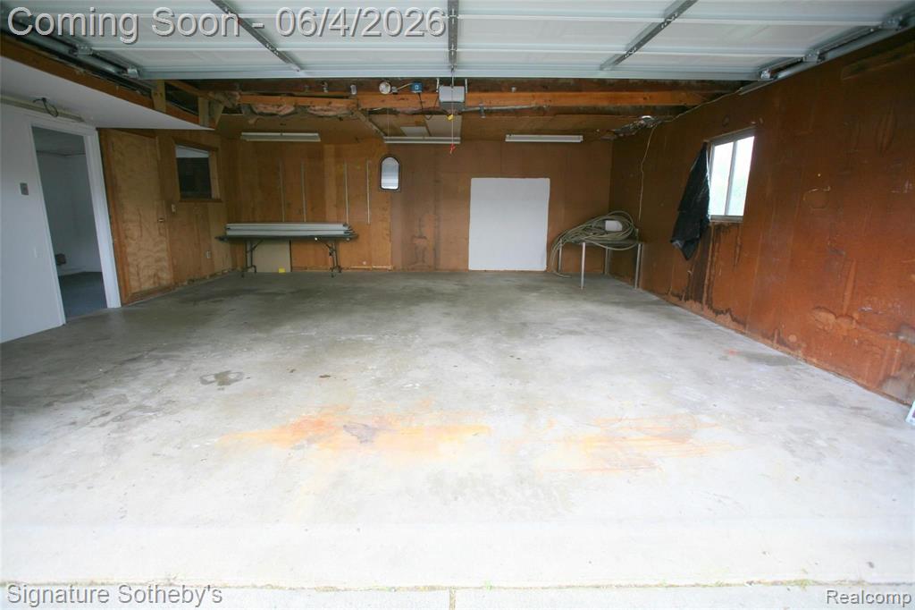 6038 S Main Street, Clarkston, MI — Photo 13