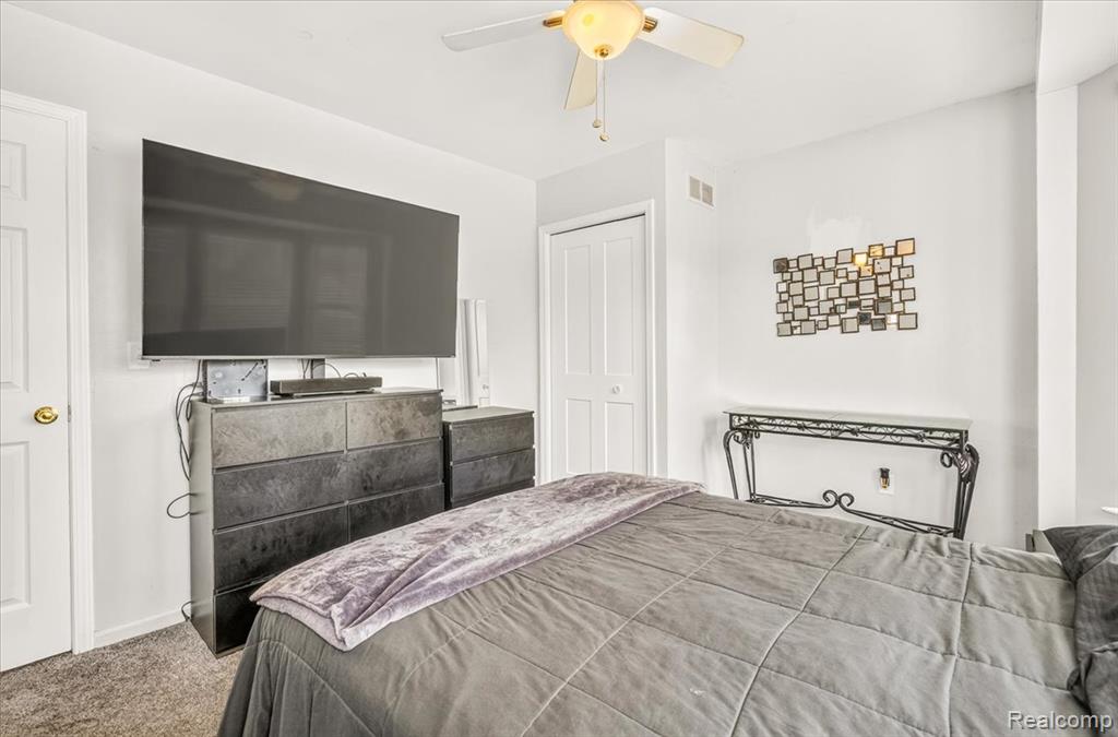 14642 Wildbrook Drive, Belleville, MI 48111 — Photo 57