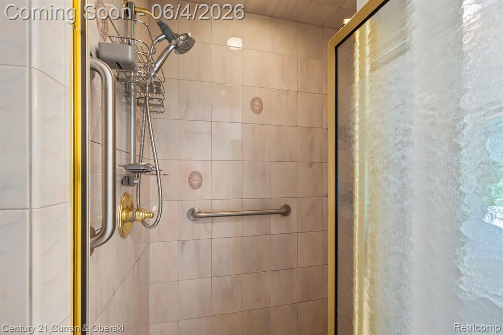 53375 Martha Lane, Northville, MI 48167 — Photo 36