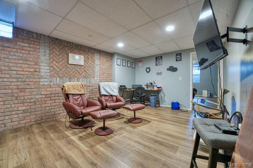 5217 BULL RUN Road, Gregory, MI 48137 — Photo 16