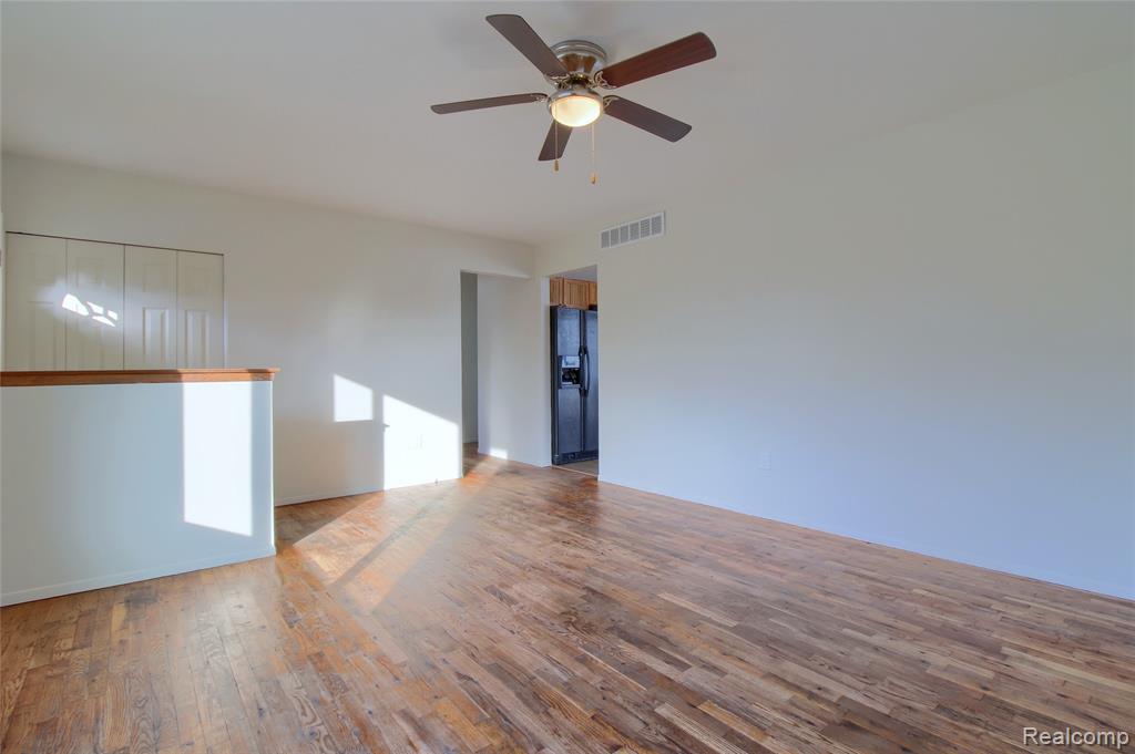 9985 Jackson Lane, Van Buren, MI 48111 — Photo 6