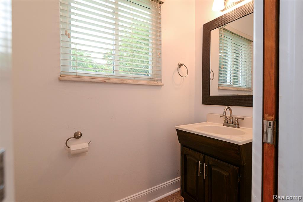 4355 Joanne Drive, Ann Arbor, MI 48103 — Photo 22