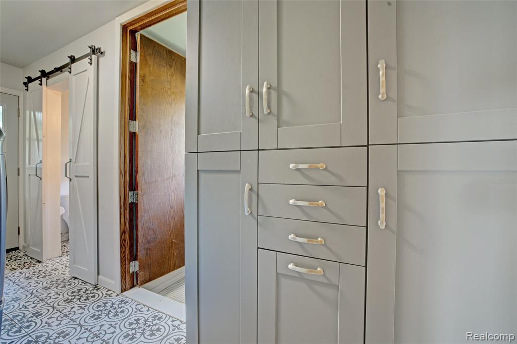 300 Sherman Court, Ortonville, MI 48462 — Photo 27