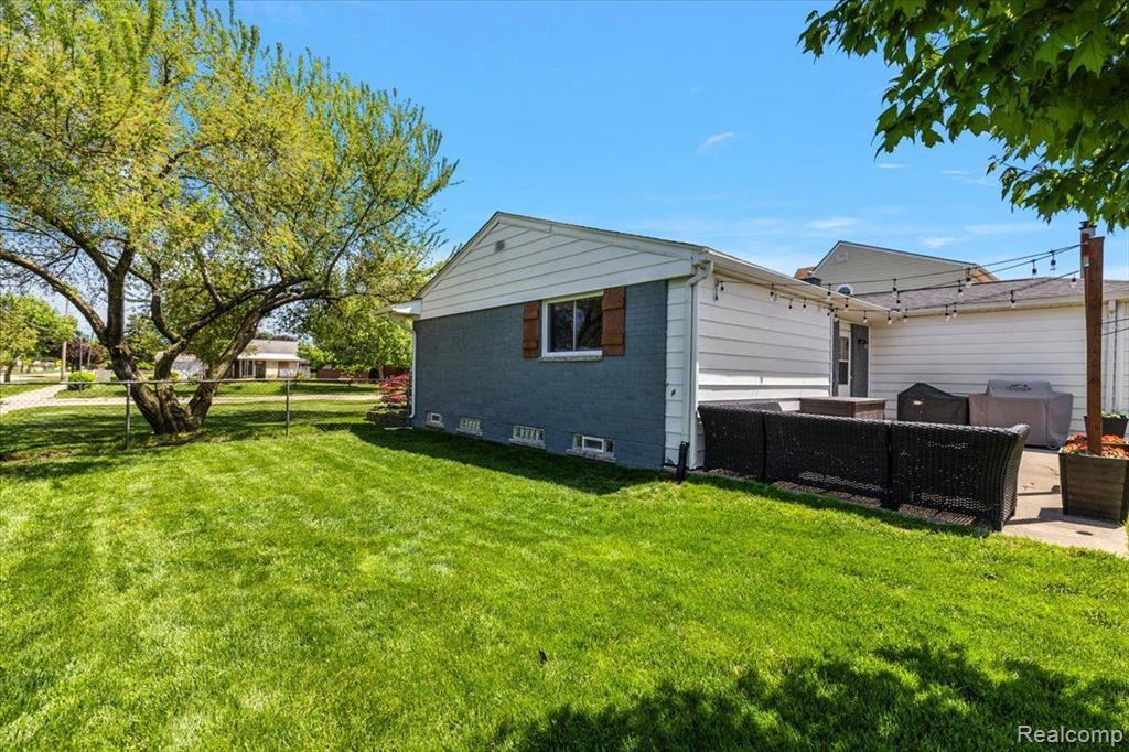 40459 Hamilton, Sterling Heights, MI 48313 — Photo 39