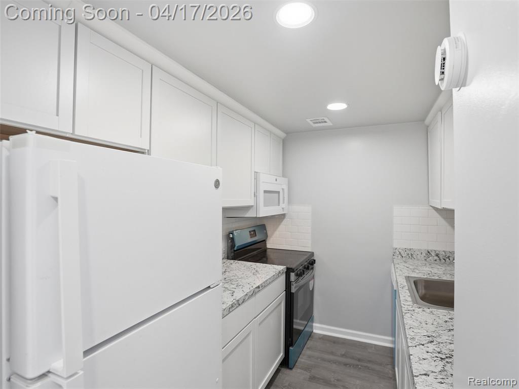 22700 Garrison Street, 604, Dearborn, MI 48124 — Photo 10